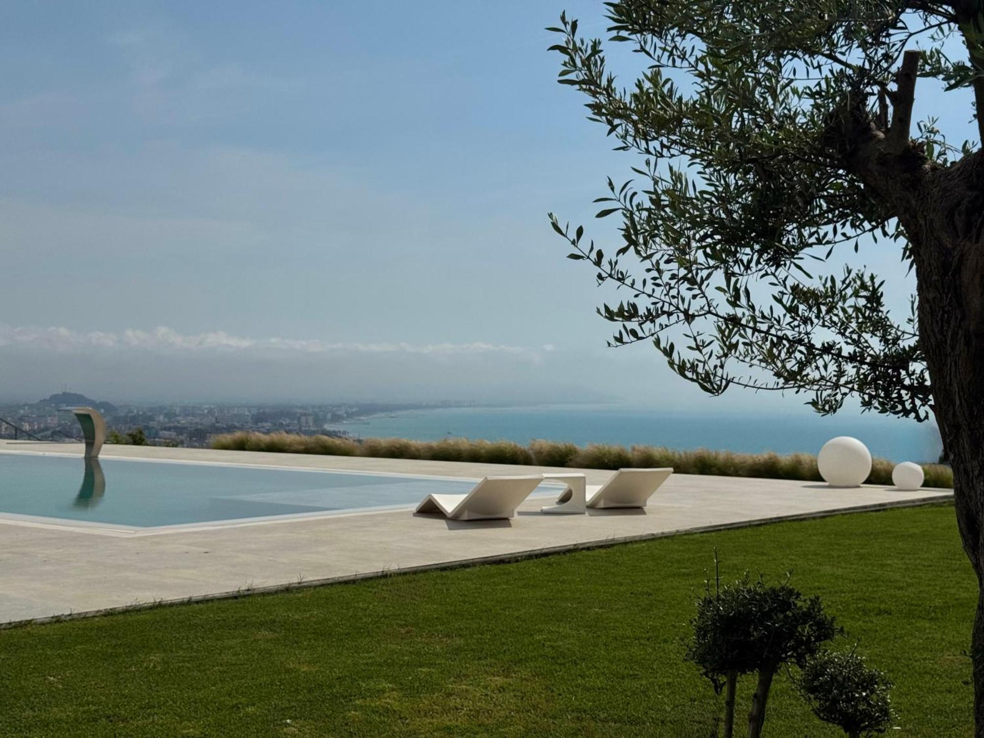 Villa Esmi Durres Kryemëdhenji Exterior foto